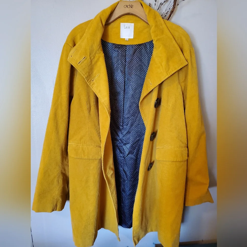 LUII Yellow Courdery Double Breasted Coat - Picture 2 of 8